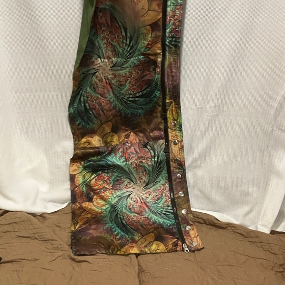 Elegant Green Floral Mini Skirt reversible - Picture 6 of 10